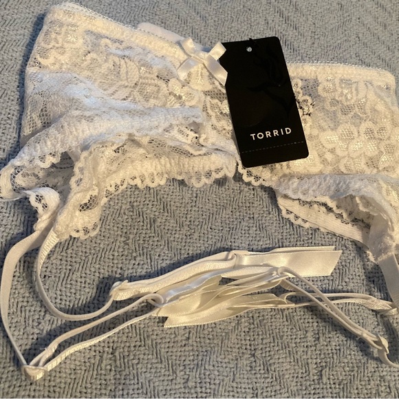 torrid Other - Torrid New with tags. Unworn. White lace garter belt size 3/4